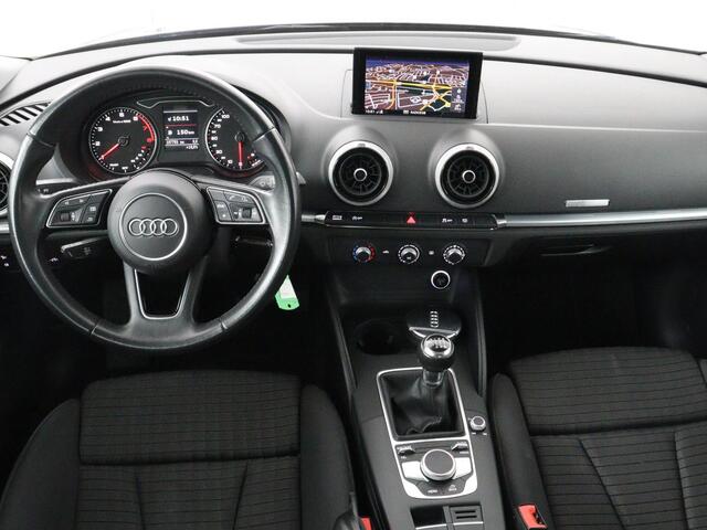 Audi A3 SPORTBACK 1.0 TFSI Sport | Sportstoelen | Full LED | Navigatie | Parkeerhulp | Cruise control | Airco | Bluetooth