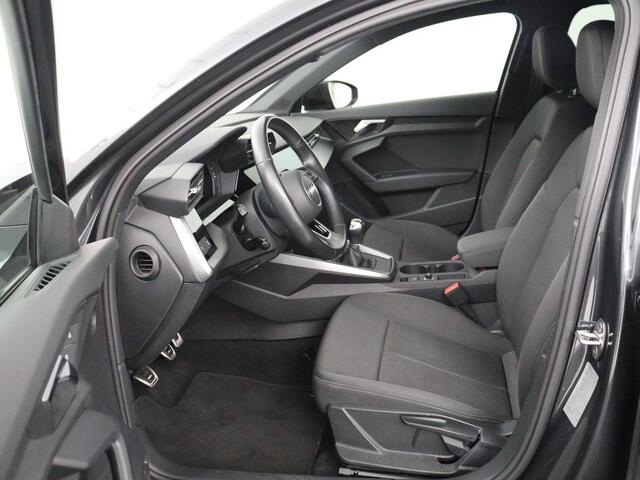 Audi A3 SPORTBACK 35 TFSI Pro Line | Carplay | Adaptive cruise | Virtual Cockpit | Navigatie | Full LED | 18'' | Climate control | Parkeerhulp | Bluetooth