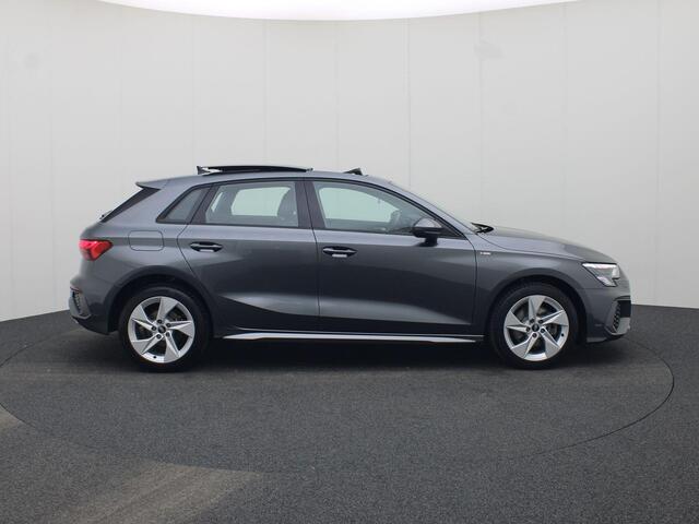 Audi A3 SPORTBACK 40 TFSIe 150kW/204PK S Line · Panoramadak · Cruise control adaptief · Drive select