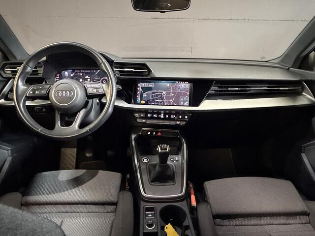 Audi A3 SPORTBACK 30 TFSI Business edition | Nieuw model | Virtual cockpit | Carplay | Full LED | Sportstoelen