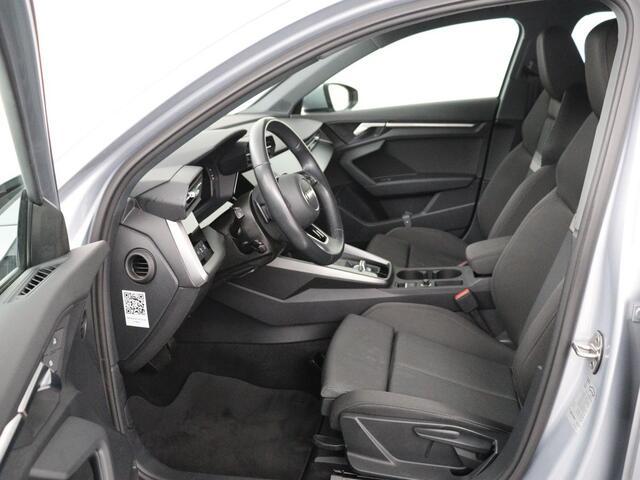 Audi A3 SPORTBACK 30 TFSI Advanced edition | Adaptive Cruise | Carplay | Virtual Cockpit | Park Assist | Full LED | Navigatie | Climate control