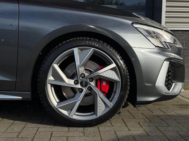 Audi A3 SPORTBACK 2.0 TFSI S3 quattro RS Stoelen Pano B&O