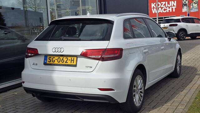 Audi A3 SPORTBACK 1.0 TFSI Pro Line | Automaat | Stoelverwarming | Navi | S-line | Lage Km's! | PDC