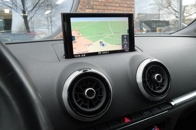 Audi A3 SPORTBACK 30 TFSI Sport Lease Edition, Trekhaak