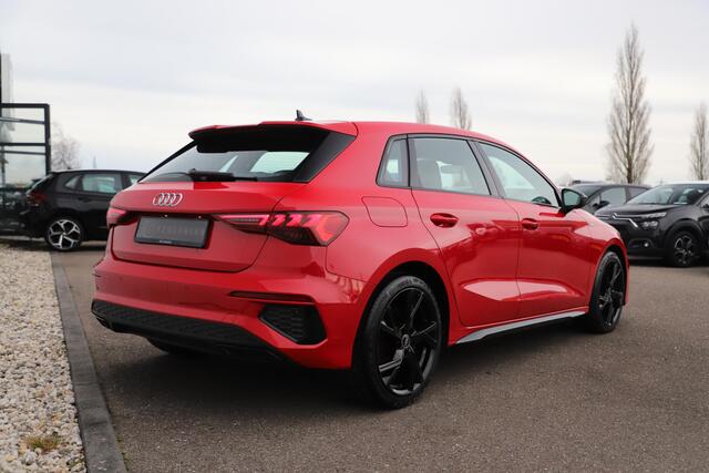 Audi A3 SPORTBACK 30 TFSI S edition Sport Black Edition Automaat LED Half Leder 18 inch LMV B&O Sound Stoelverwarming Clima Adaptive Cruise Navigatie Parkeersensor