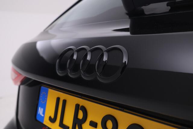 Audi A3 SPORTBACK 30 TFSI S edition Automaat, Navigatie, Full Black!