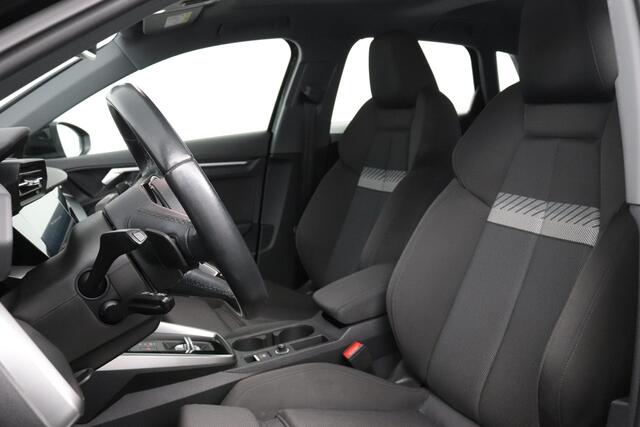 Audi A3 SPORTBACK 35 TFSI Advanced edition | Panoramadak | Trekhaak | Carplay/Android Auto |