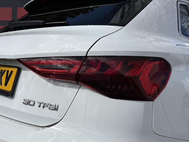 Audi A3 SPORTBACK 30 TFSI Business edition - Navigatie - Climate Controle - Apple Carplay & Android Auto