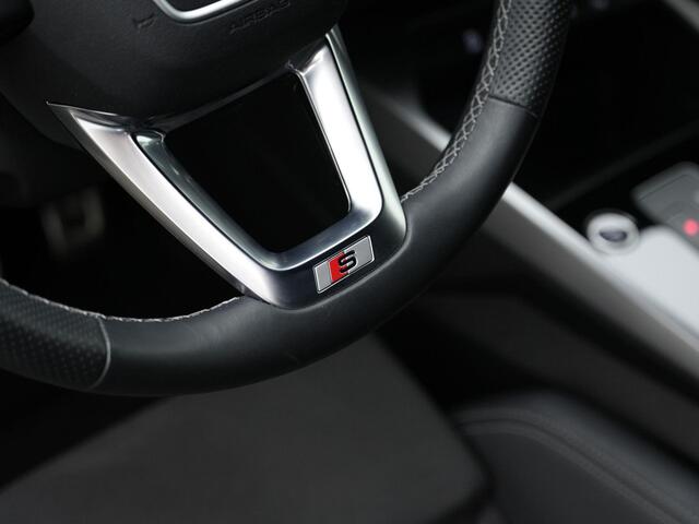 Audi A3 SPORTBACK 30 TFSI 110 pk S-tronic S-Line | Leder/alcantara | Stoelverwarming | Adaptive Cruise | Navigatie
