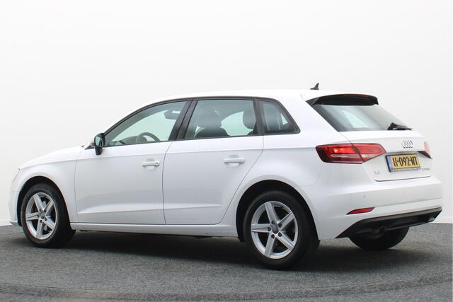 Audi A3 SPORTBACK 30 TFSI Pro Line Eerste Eigenaar, 5-Deurs, Airco, Cruise, Navigatie, Bluetooth, PDC, 16''