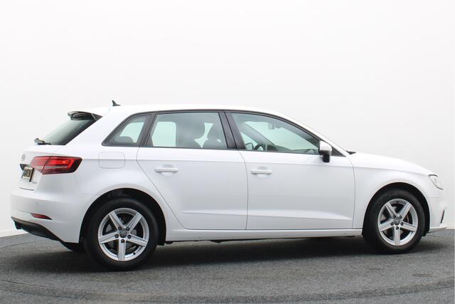 Audi A3 SPORTBACK 30 TFSI Pro Line Eerste Eigenaar, 5-Deurs, Airco, Cruise, Navigatie, Bluetooth, PDC, 16''