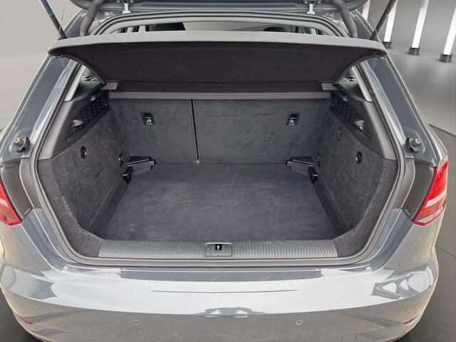 Audi A3 SPORTBACK 30 TFSI | Navi | Parkeersensors V+A | Airco (automatisch) | 16"| Bluetooth |