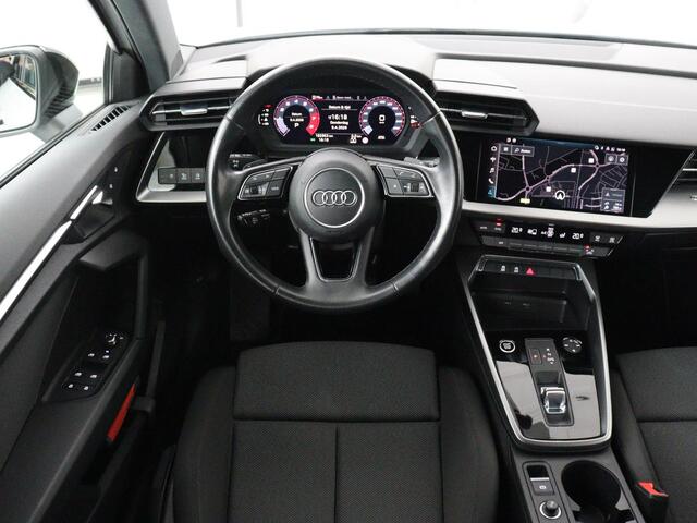 Audi A3 SPORTBACK 30 TFSI Advanced edition | Sportstoelen | Carplay | Virtual Cockpit | Full LED | Navigatie | Parkeerhulp | Climate control | Bluetooth | Cruise control | Sportstuur