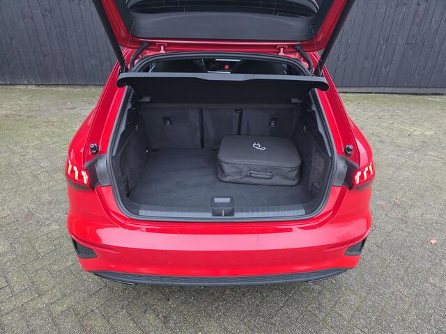 Audi A3 SPORTBACK 45 TFSI e S edition Competition