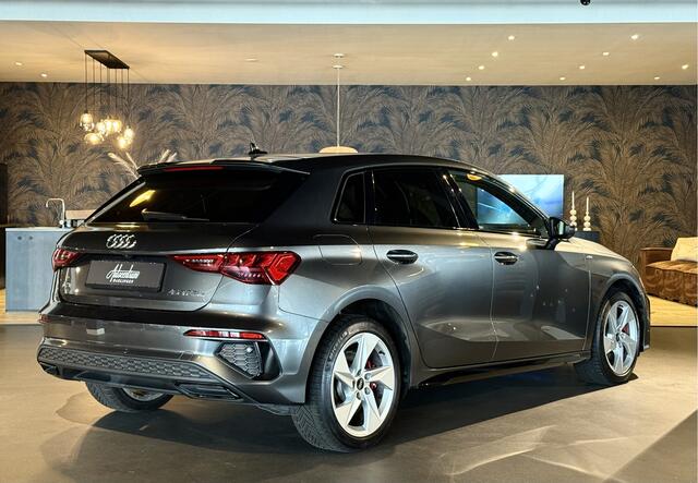 Audi A3 SPORTBACK 45 TFSIe Competition 3x S-Line I Automaat