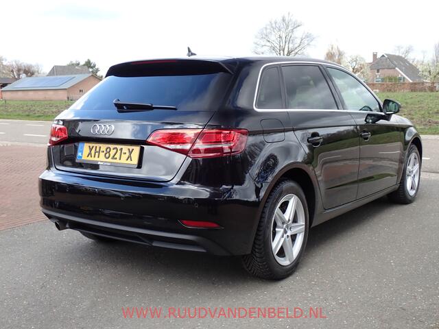 Audi A3 SPORTBACK 30 TFSI CARPLAY / CRUISE / NAVI