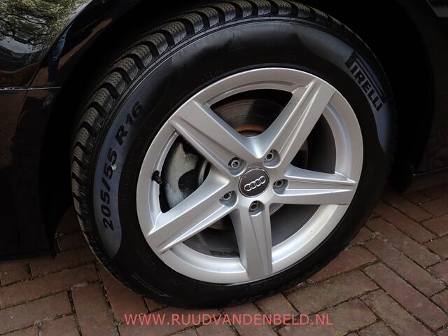 Audi A3 SPORTBACK 30 TFSI CARPLAY / CRUISE / NAVI