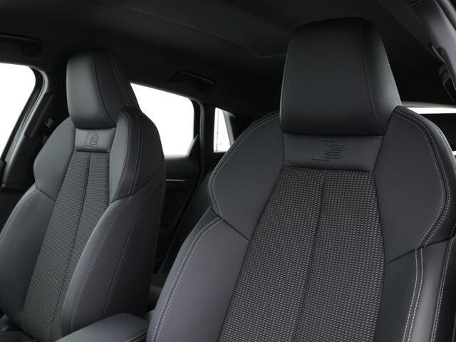 Audi A3 SPORTBACK 40 TFSIe 204pk S-tronic S edition · Camera · Apple/Android Car Play · Stoelverwarming · Navigatie · P-Sensoren · 17'' Inch · Garantie t/m 18-08-2029 of 100.000km