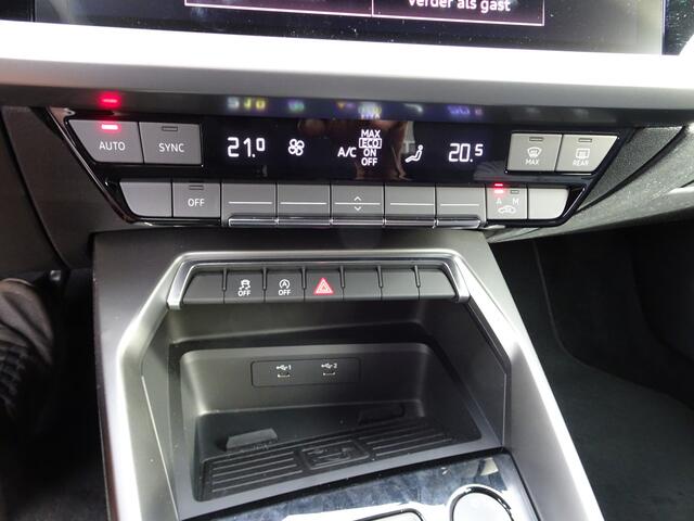 Audi A3 SPORTBACK 30 TFSI Advanced edition Navigatie, automatische airco, cruise controle, licht metalen velgen 17 inch, parkeersensoren, apple carplay, android auto, dab, enz.