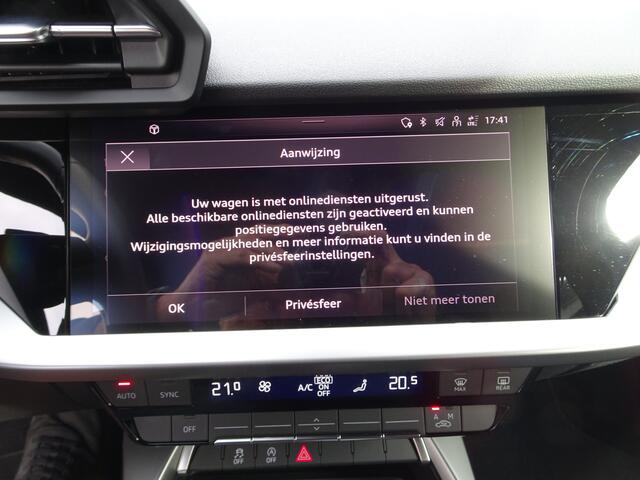 Audi A3 SPORTBACK 30 TFSI Advanced edition Navigatie, automatische airco, cruise controle, licht metalen velgen 17 inch, parkeersensoren, apple carplay, android auto, dab, enz.