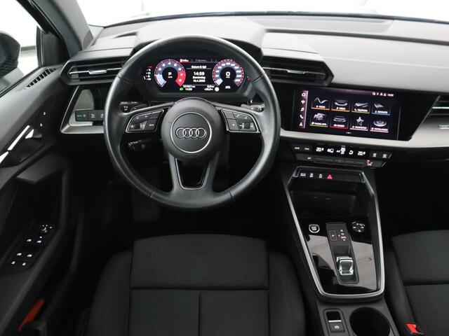 Audi A3 SPORTBACK 30 TFSI Business edition | Carplay | Sportstoelen | Virtual Cockpit | Full LED | Audi Sound | Climate control | Bluetooth | Cruise control | Parkeerhulp | Sportstuur