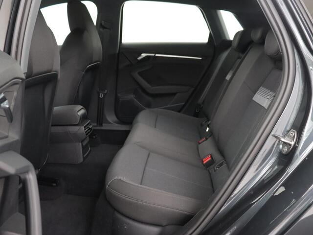 Audi A3 SPORTBACK 30 TFSI Business edition | Carplay | Sportstoelen | Virtual Cockpit | Full LED | Audi Sound | Climate control | Bluetooth | Cruise control | Parkeerhulp | Sportstuur