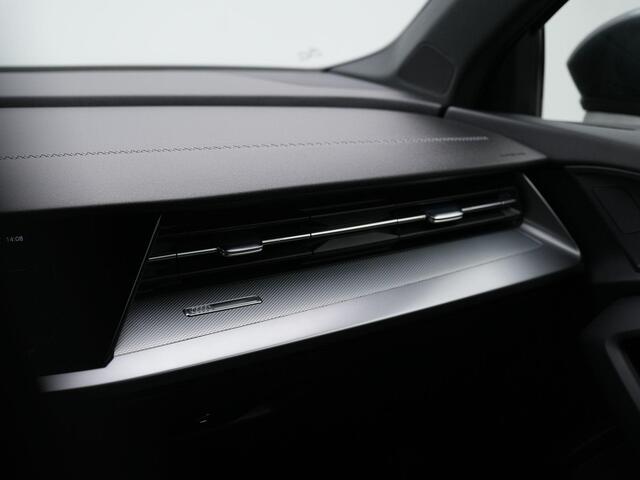 Audi A3 SPORTBACK 40 TFSI e 204 pk S-Line | Matrix LED | Navigatie | Parkeersensoren voor/achter | Carplay | Audi Drive Select