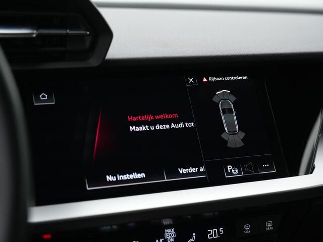 Audi A3 SPORTBACK 40 TFSI e 204 pk S-Line | Stoelverwarming | Parkeersensoren voor/achter | Carplay | Keyless Entry