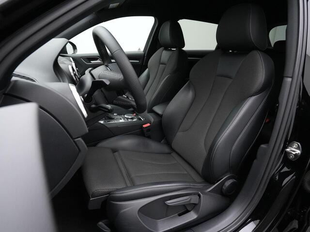 Audi A3 SPORTBACK 35 TFSI 150 pk S-tronic Advance Sport | Navigatie | Stoelverwarming | Carplay | Parkeersensoren achter