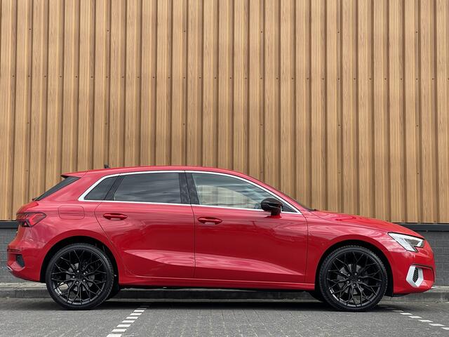 Audi A3 SPORTBACK 30 TFSI Advanced edition | Draadloze Apple Carplay | DAB | Virtuele Cockpit | Zwarte Hemel | Origineel Nederlands | Lane Assist | Start & stop |