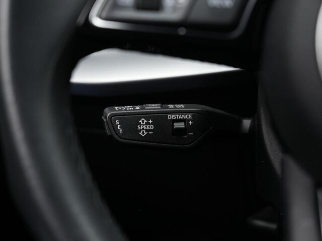 Audi A3 SPORTBACK 40 TFSI e 204 pk | Trekhaak | Sportstoelen | Adaptive Cruise | Stoelverwarming | Carplay | Keyless Entry