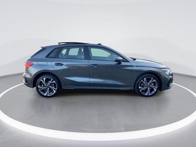 Audi A3 SPORTBACK 40 TFSIe 150kW/204PK S Line · Panoramadak · Drive select · Camera + Parkeersensoren