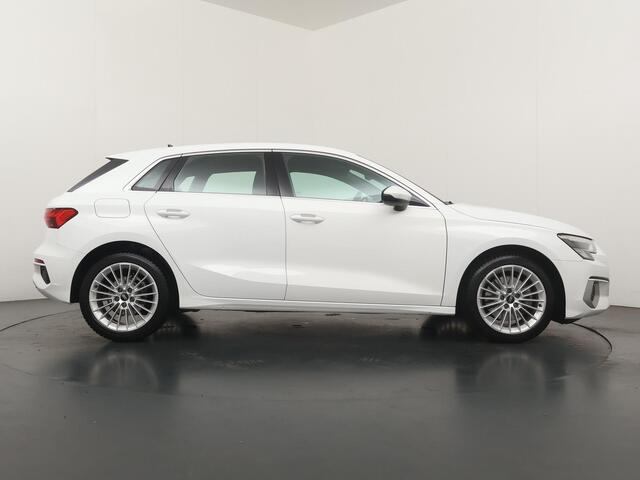 Audi A3 SPORTBACK 30 TFSI Business edition - Navigatie - Climate Controle - Apple Carplay & Android Auto