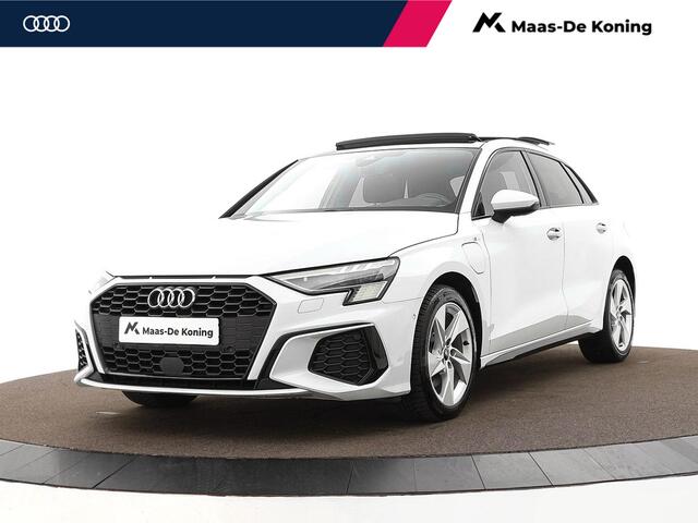 Audi A3 SPORTBACK 40 TFSIe 204pk S-tronic Edition · Panoramadak · Camera · S-line Exterieur · Navigatie · Dodehoek Detectie · Stoelverwarming · 17'' Inch ·