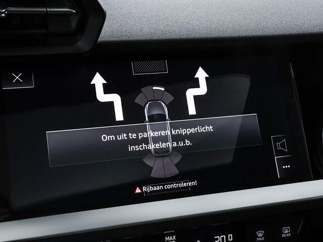 Audi A3 SPORTBACK 40 TFSIe 204pk S-tronic Edition · Panoramadak · Camera · S-line Exterieur · Navigatie · Dodehoek Detectie · Stoelverwarming · 17'' Inch ·