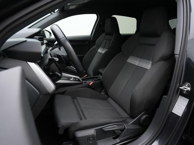 Audi A3 SPORTBACK 40 TFSI e 204 pk Advanced edition | Stoelverwarming | Matrix LED | Achteruitrijcamera | Stoelverwarming | Navigatie
