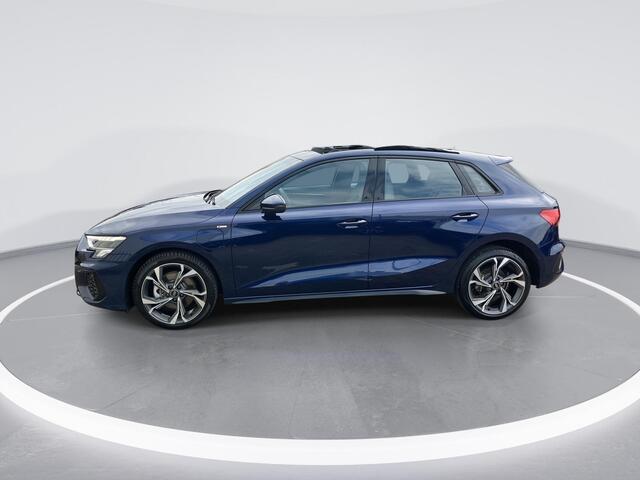 Audi A3 SPORTBACK 40 TFSIe 150kW/204PK S Line · Panoramadak · Leder · Camera · Apple/Android Car Play · Drive select