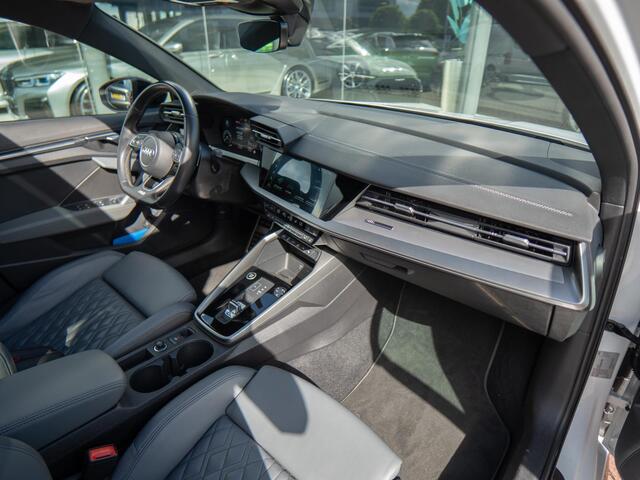 Audi A3 SPORTBACK 45 TFSI e S edition Competition | Pano | ACC | Ambiente