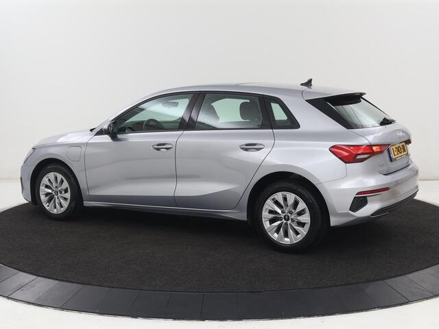 Audi A3 SPORTBACK 40 TFSIe Edition | SOH 94% | Panoramadak | Carplay | Virtual Cockpit | Climate control | Parkeerhulp | Cruise control | Bluetooth | Full LED | DAB | PHEV | Plug In