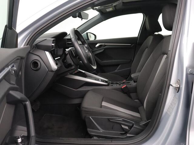 Audi A3 SPORTBACK 40 TFSIe Edition | SOH 94% | Panoramadak | Carplay | Virtual Cockpit | Climate control | Parkeerhulp | Cruise control | Bluetooth | Full LED | DAB | PHEV | Plug In