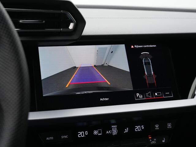 Audi A3 SPORTBACK 40 TFSI e 204 pk S edition / S-Line | Panoramadak | Achteruitrijcamera | Stoelverwarming | Adaptive Cruise | Navigatie