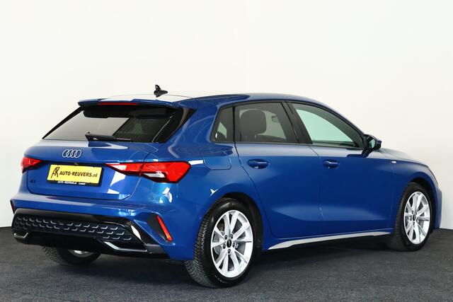 Audi A3 SPORTBACK 35 TFSI S-Line / LED / ACC / CarPlay / Camera / Navi