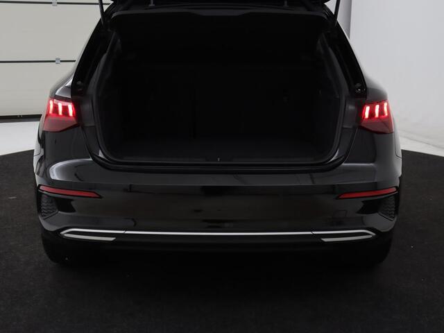 Audi A3 SPORTBACK 30 TFSI Advanced edition | Sportstoelen | Carplay | Virtual Cockpit | Audi Sound | Navigatie | Full LED | Parkeerhulp | Climate control | Bluetooth | Cruise control | DAB