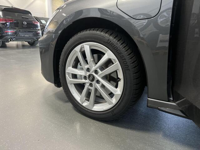 Audi A3 SPORTBACK 40 TFSIe 204pk S-tronic S edition · Camera · Panoramadak · Elek. Voorstoelen · Elek. Achterklep · Apple/Android Car Play · 17'' Inch · Garantie t/m 01-06-2030 of 100.000km