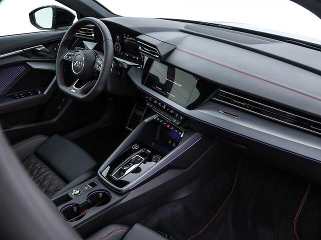 Audi A3 SPORTBACK 45 TFSIe 272pk S-tronic S edition Competition · Panoramadak · Camera · Elek. Bestuurdersstoel · Leder Interieur · Apple/Android Car Play · 18'' Inch · Garantie t/m 26-09-2030 of 100.000km