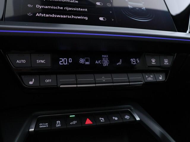 Audi A3 SPORTBACK 40 TFSI 204pk S edition · Panoramadak · Camera · Sonos Audio · Elek. Achterklep · Dodehoek Detectie · 18'' Inch · Garantie t/m 24-08-2030 of 100.000km