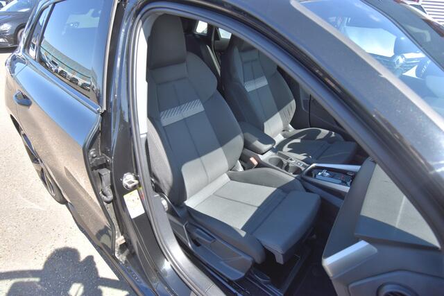 Audi A3 SPORTBACK 35 TFSI edition one , VIRTUAL COCKPIT , NAVI ,CLIMATR , CR CONTR , V STOEL VERW ,