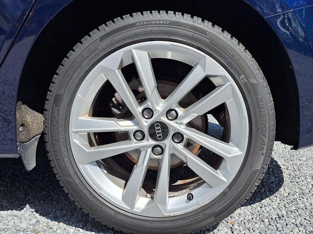 Audi A3 SPORTBACK 30 TFSI Aut. Advanced (Navi,Sportstoelen,Virtual,Clima)