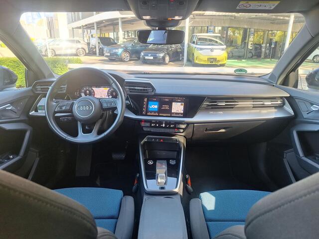 Audi A3 SPORTBACK 30 TFSI Aut. Advanced (Navi,Sportstoelen,Virtual,Clima)