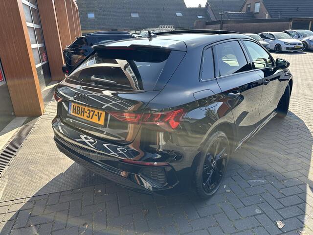 Audi A3 SPORTBACK 45 TFSI e S edition Competition | Panoramadak | RS stoelen | Black optic pakket |